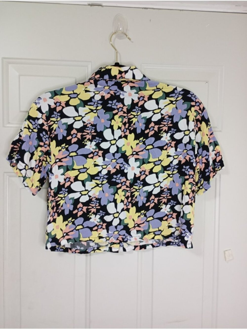 Self Esteem Colorful Checkered Short Sleeve Button Up Top-Size Small Womens - Picture 7 of 7
